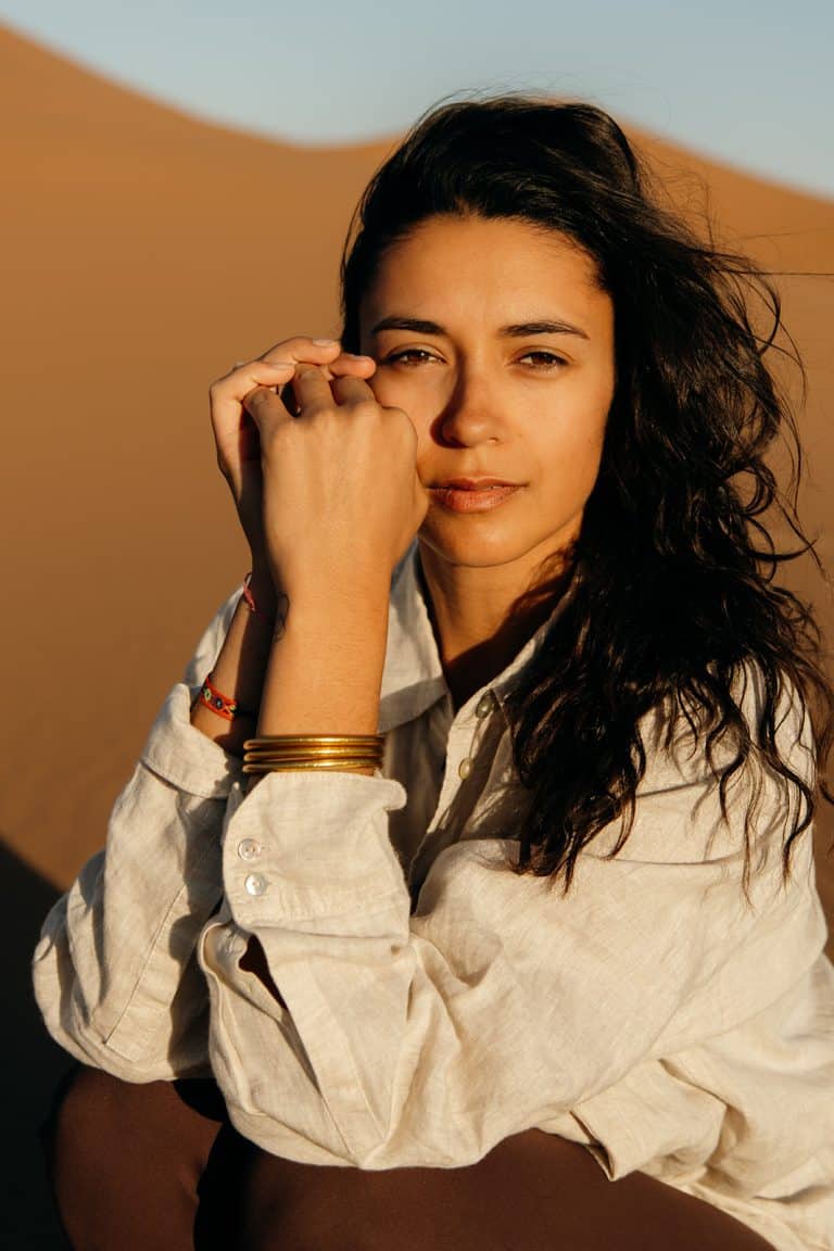 Portrait de jeanne Leray au désert
